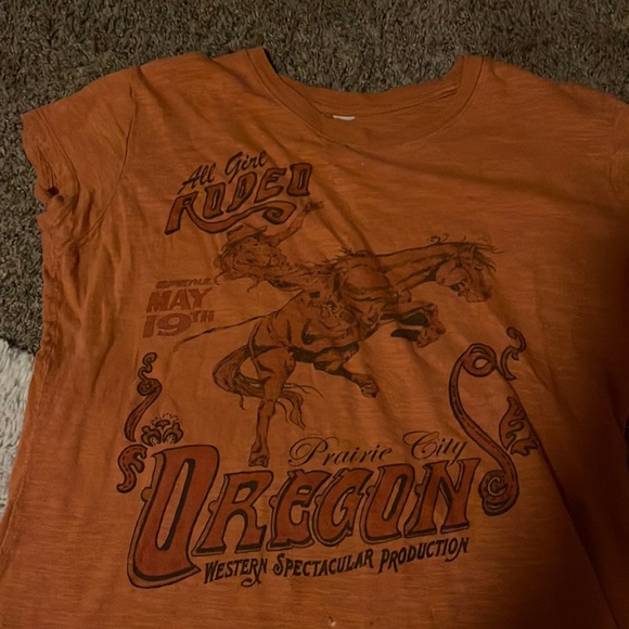 unknown Tops - To much clothes needing to sell some